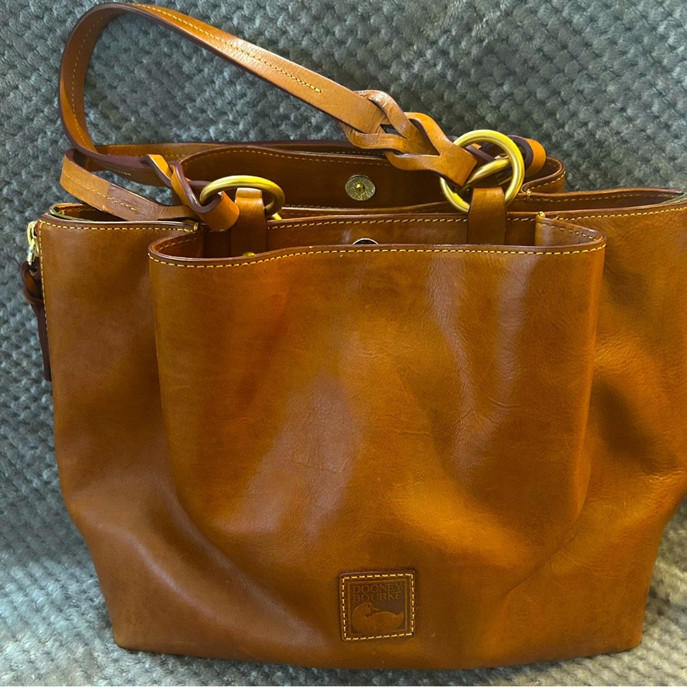 DOONEY Barlow large purse/handbag brown VGUC